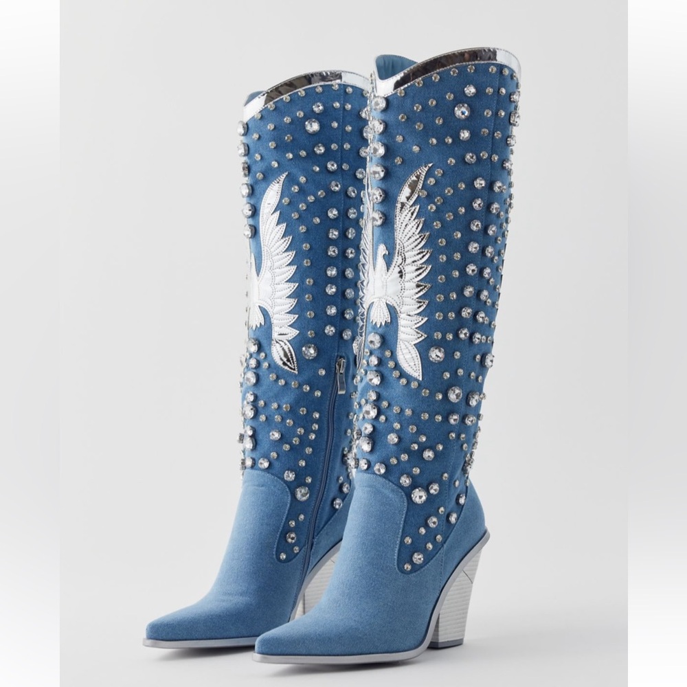 NWT Azalea Wang Americana Upbeat Rhinestone Cowboy Boots